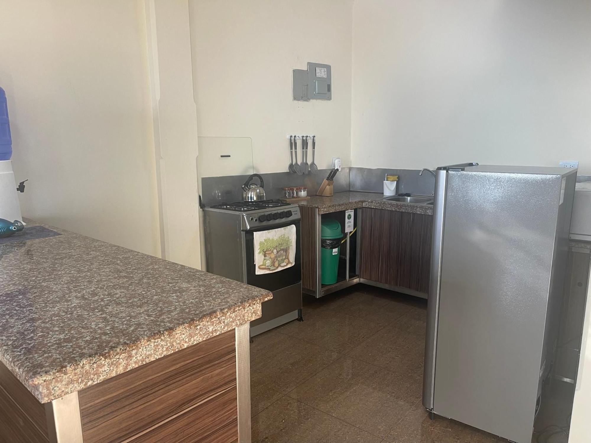 Kicker House Apartment ปูแอร์โต บาเกริโซ โมเรโน ภายนอก รูปภาพ